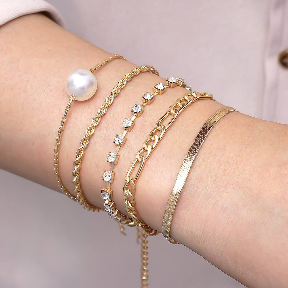 Charming Pearl Bracelet for Any Occasion