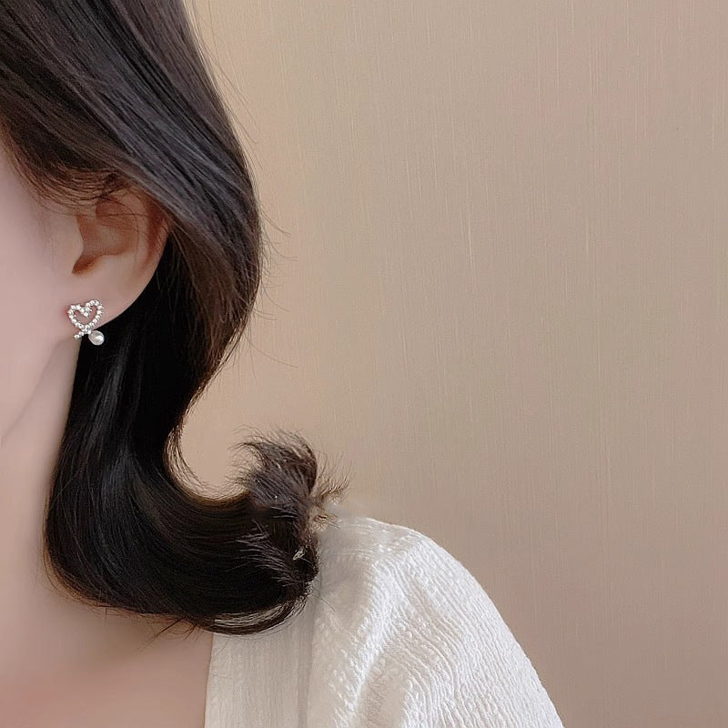 Charming Pearl Earring for Any Occasion