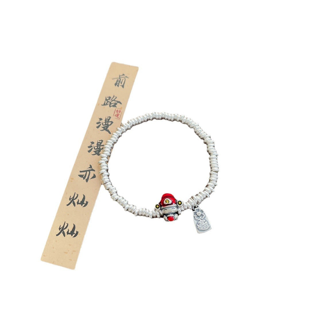 Charming Silver Bracelet for Any Occasion
