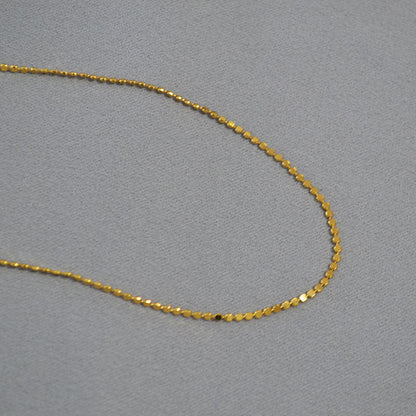 Beautiful Gold Necklace with Unique Style