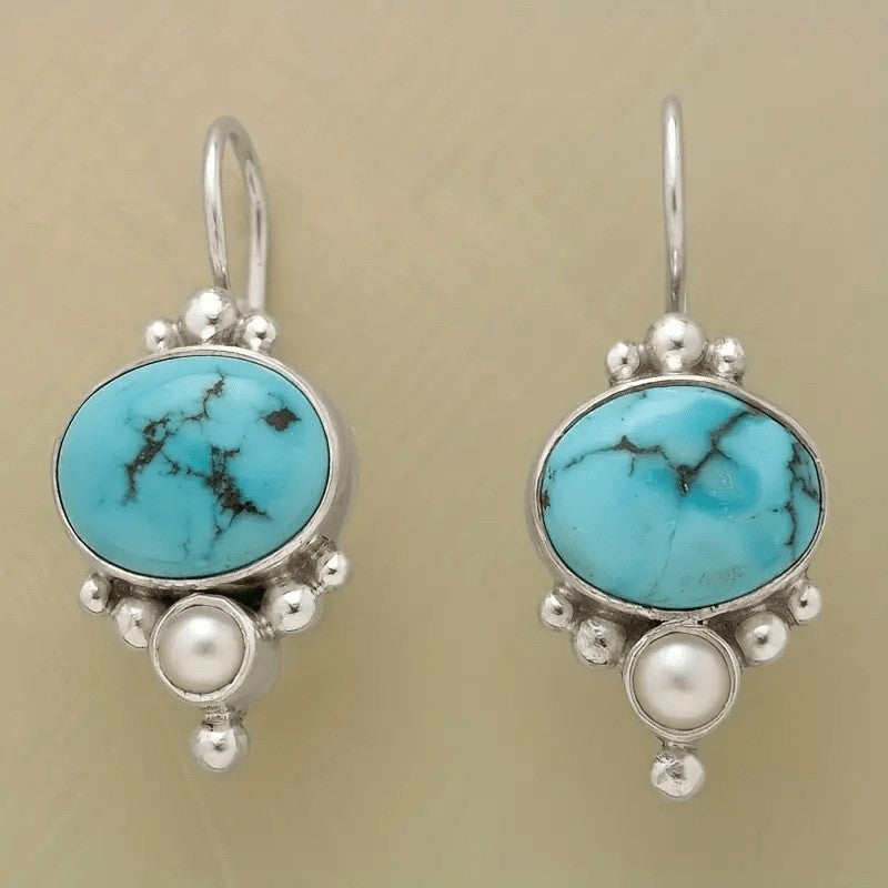 Charming Pearl Earring for Any Occasion