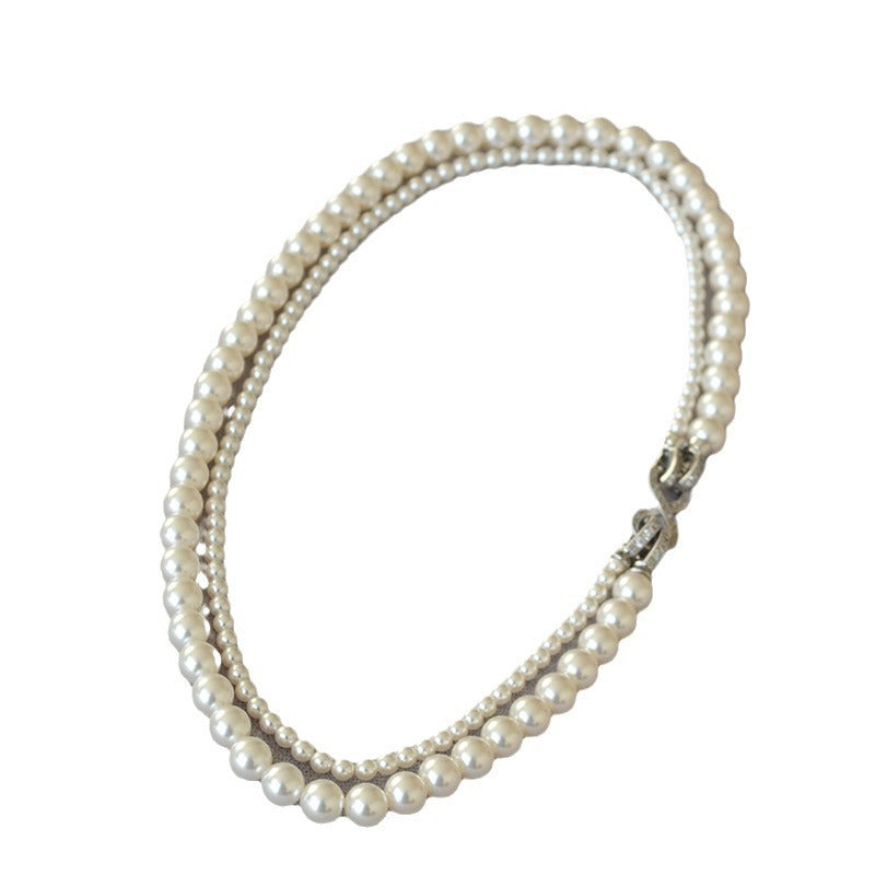 Classic Pearl Necklace with Timeless Appeal