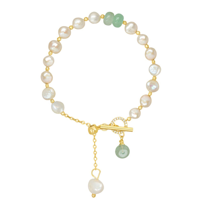 Beautiful Pearl Bracelet with Unique Style