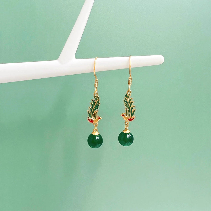 Beautiful Gold Earring with Unique Style