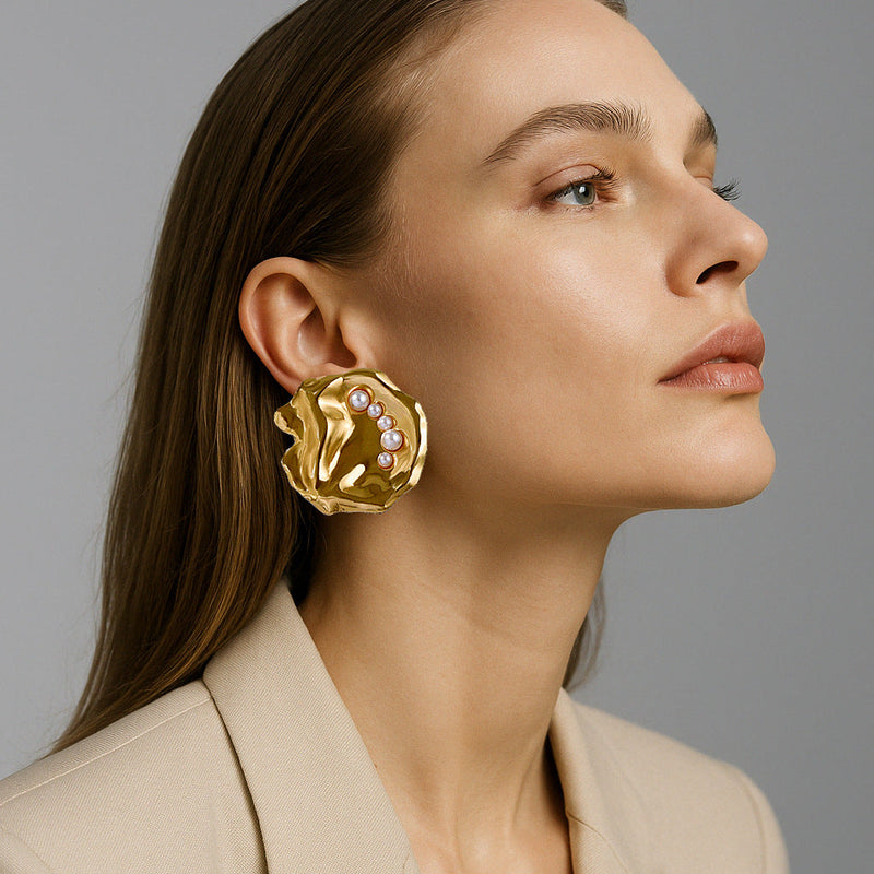 Charming Pearl Earring for Any Occasion