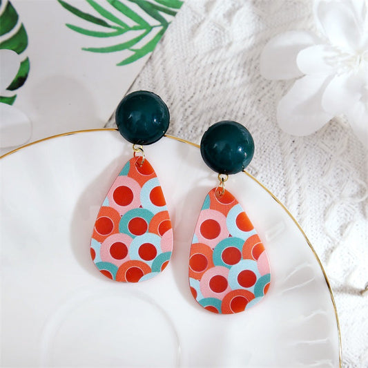 Charming Earring for Any Occasion