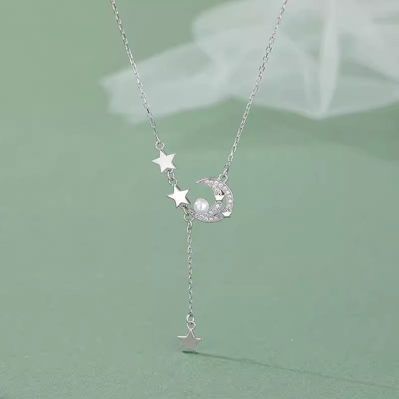Charming Piece for Any Occasion