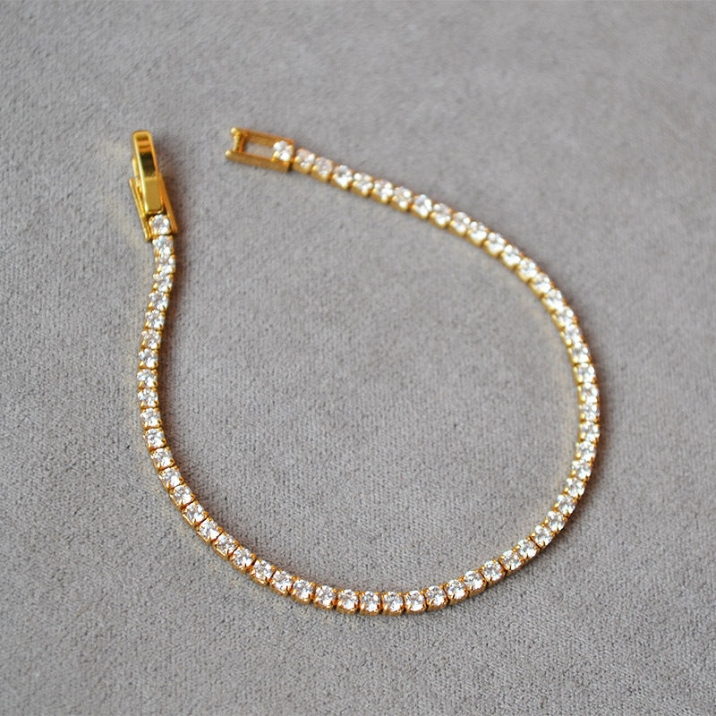 Stunning Gold Bracelet for Daily Wear