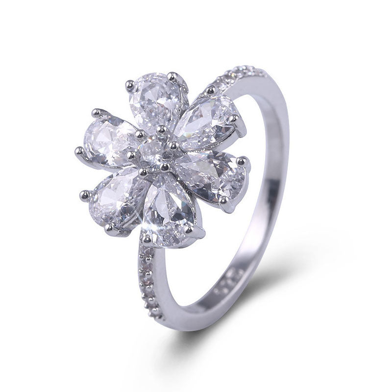 Classic Silver Ring with Timeless Appeal