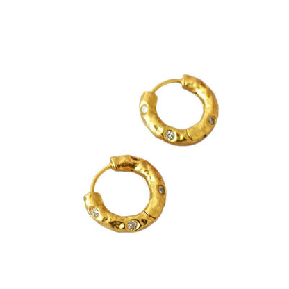 Beautiful Gold Earring with Unique Style