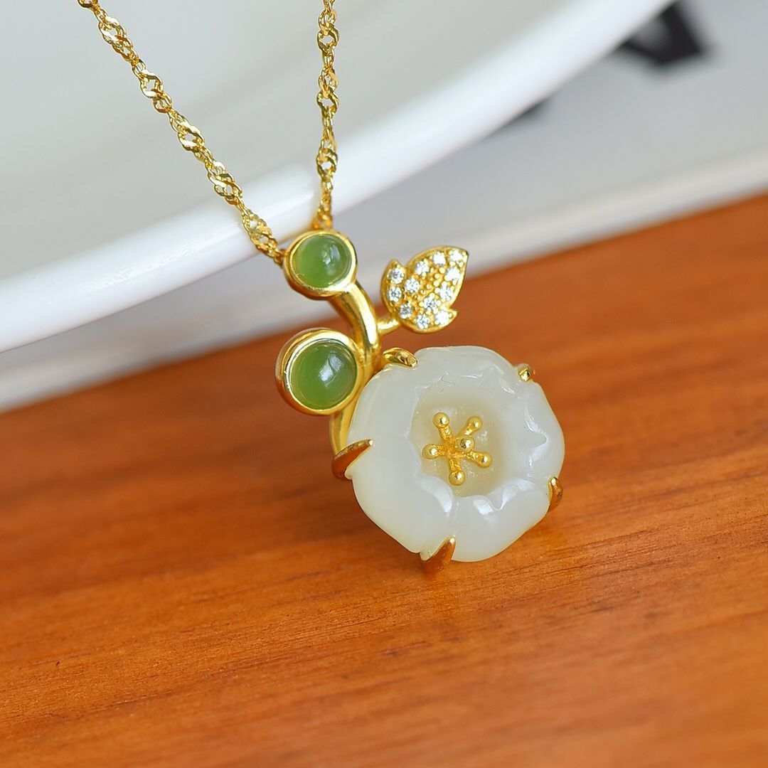 Vintage Handmade Silver Pendant