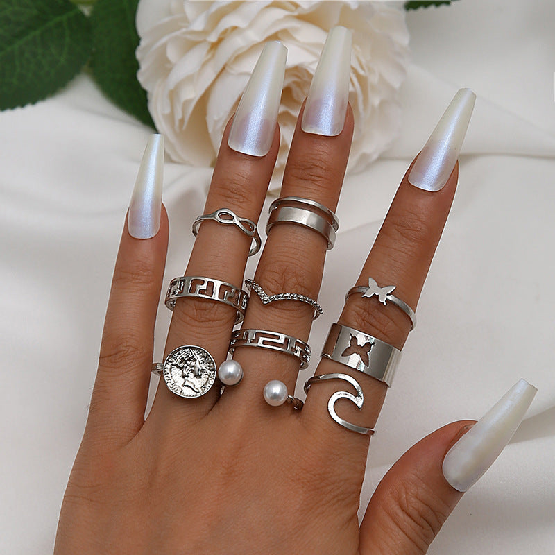 Classic Pearl Ring with Timeless Appeal
