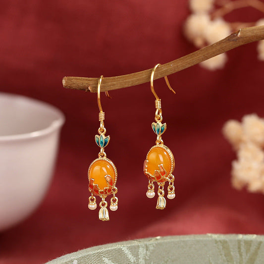 Classic Silver Earring with Timeless Appeal