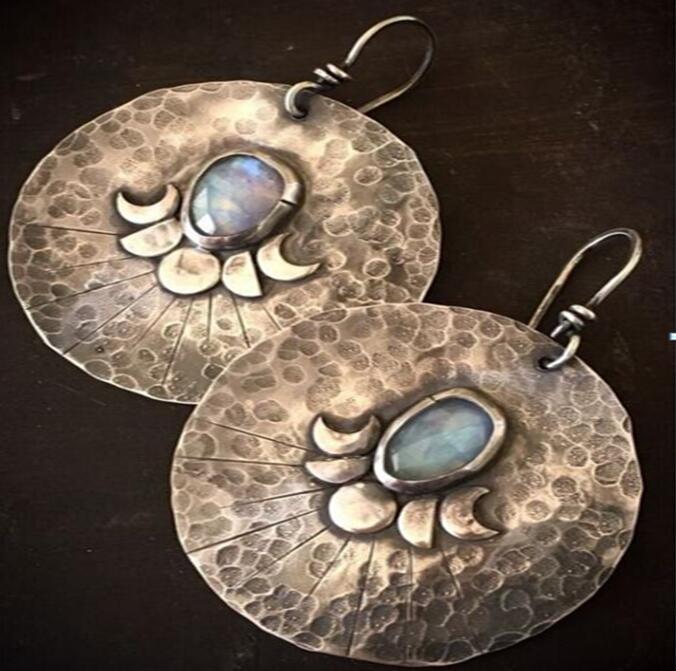 Vintage Handmade Earring