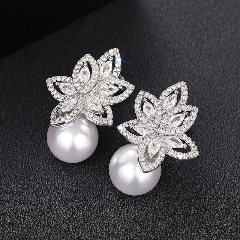 Elegant Pearl Earring for Every Occasion