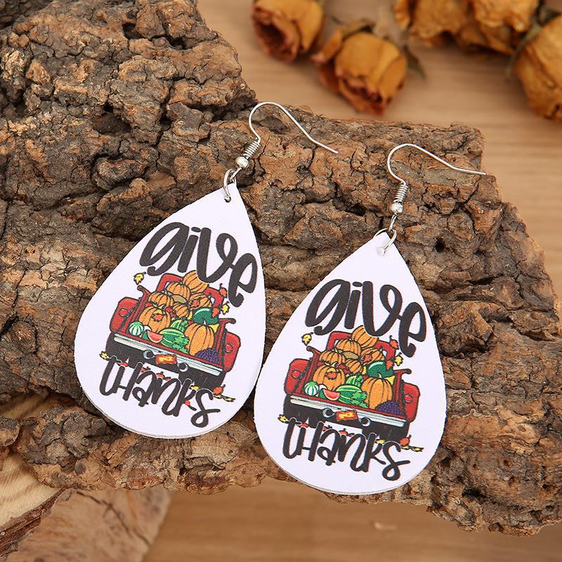 Charming Earring for Any Occasion