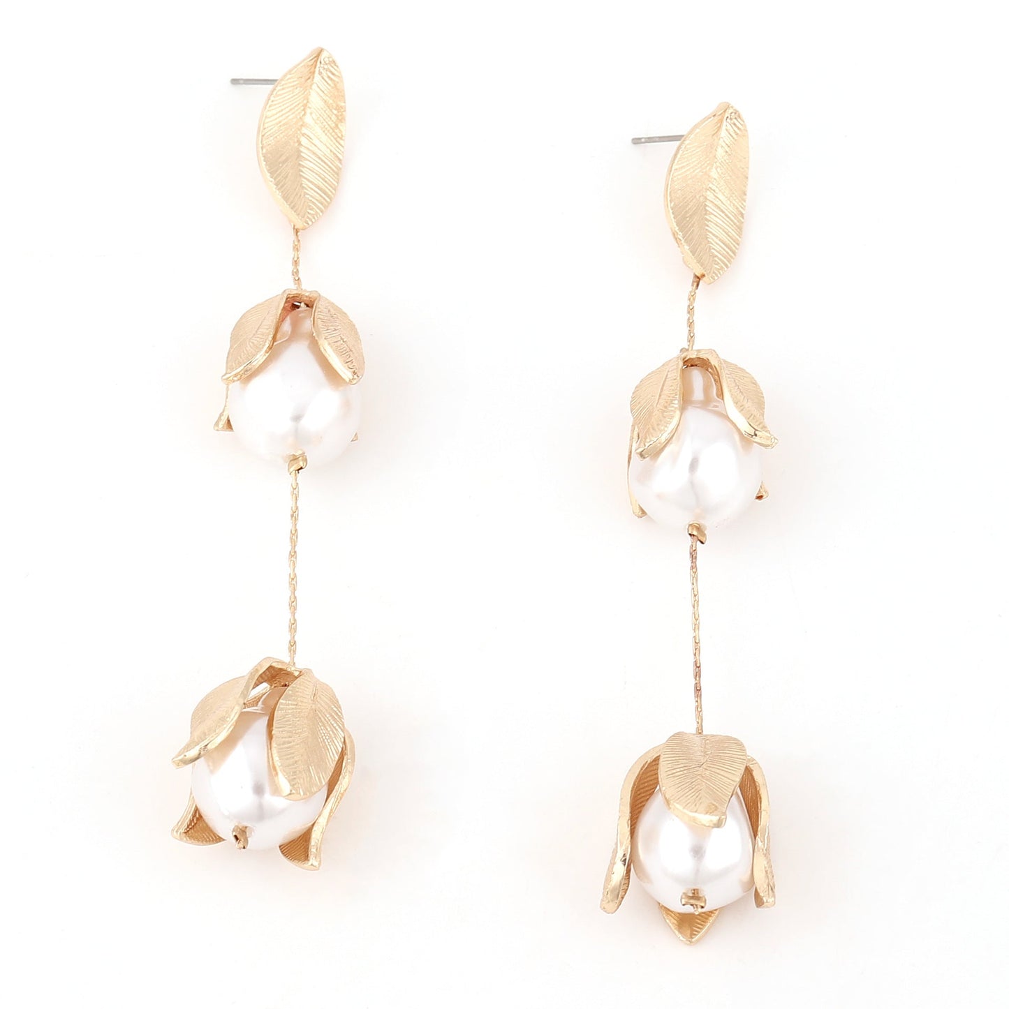 Romantic Pearl Earring for Special Moments