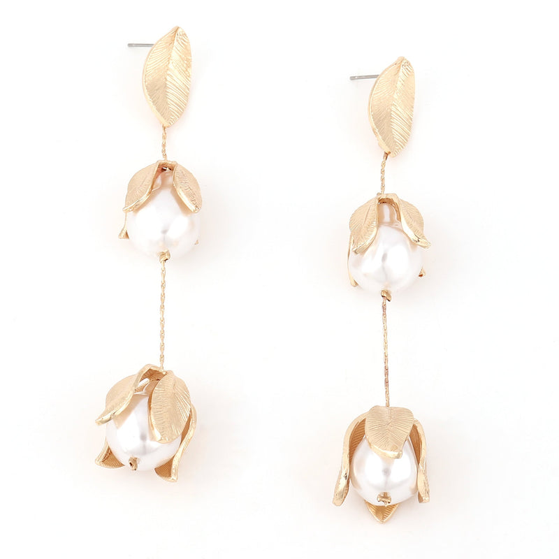Romantic Pearl Earring for Special Moments