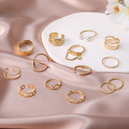 Beautiful Pearl Set with Unique Style