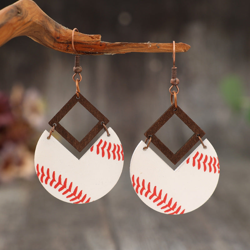 Charming Earring for Any Occasion