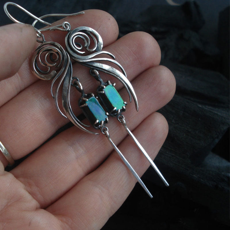 Charming Earring for Any Occasion