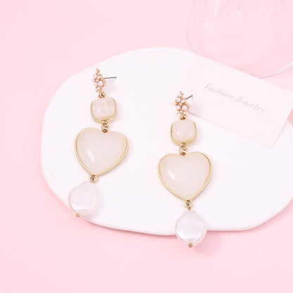 Stunning Pearl Earring for Daily Wear