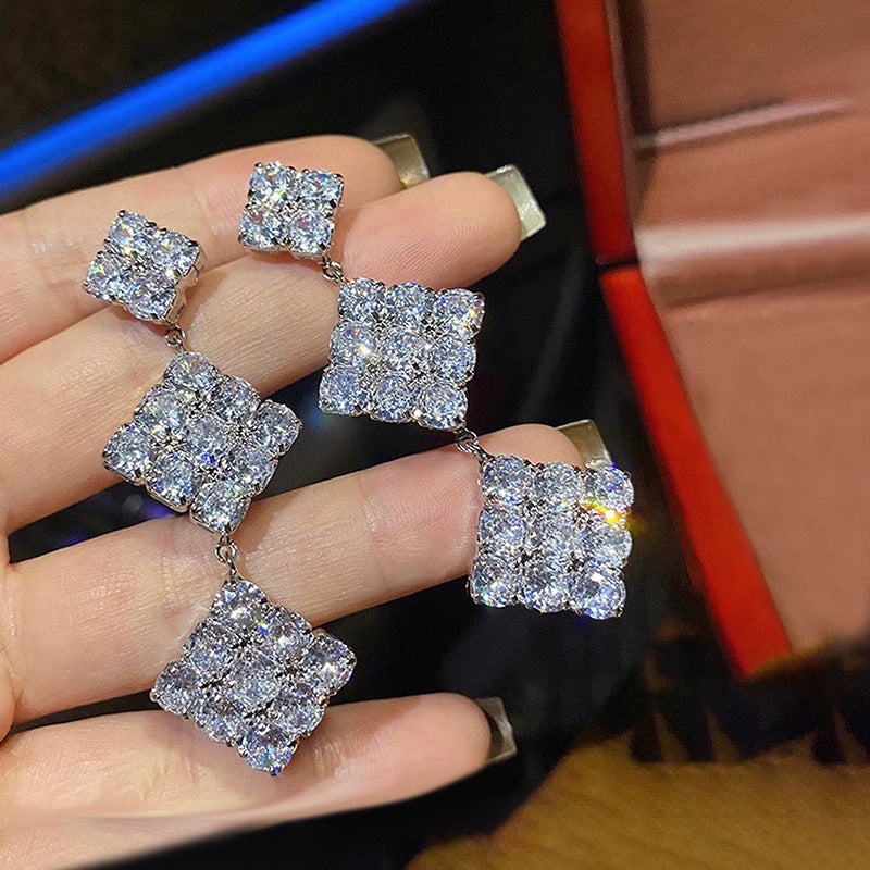 Classic Earring with Timeless Appeal