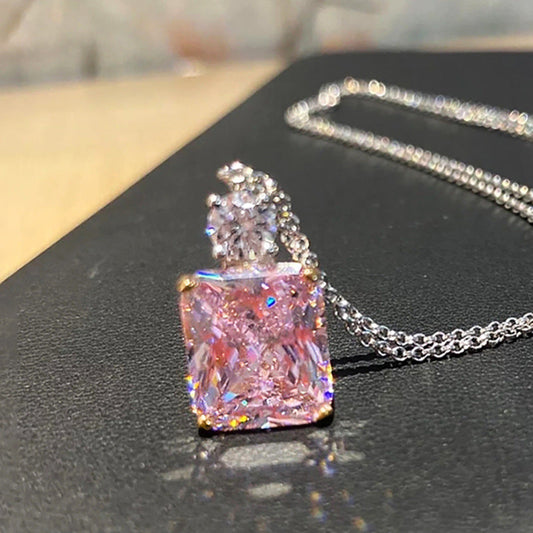 Stunning Necklace for Daily Wear