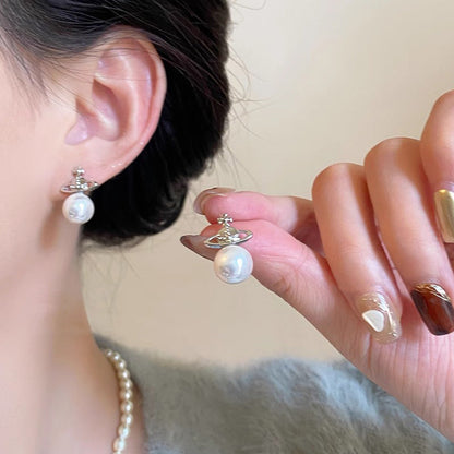 Charming Pearl Earring for Any Occasion