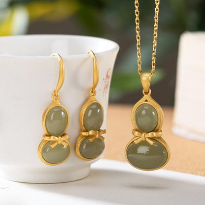 Vintage Handmade Gold Earring