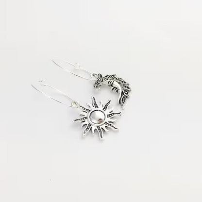 Vintage Handmade Silver Earring
