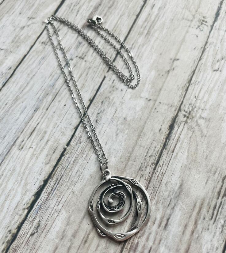 Classic Necklace with Timeless Appeal