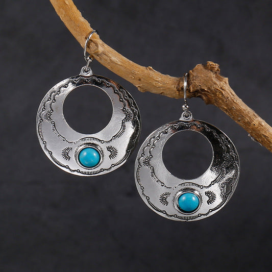 Charming Earring for Any Occasion