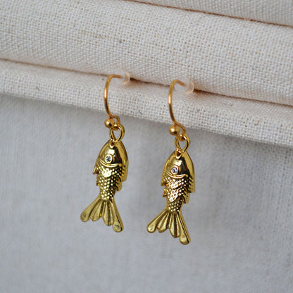 Beautiful Gold Earring with Unique Style