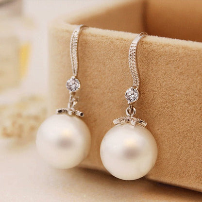 Classic Pearl Earring with Timeless Appeal