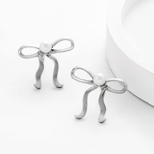 Delicate Artisan Pearl Earring