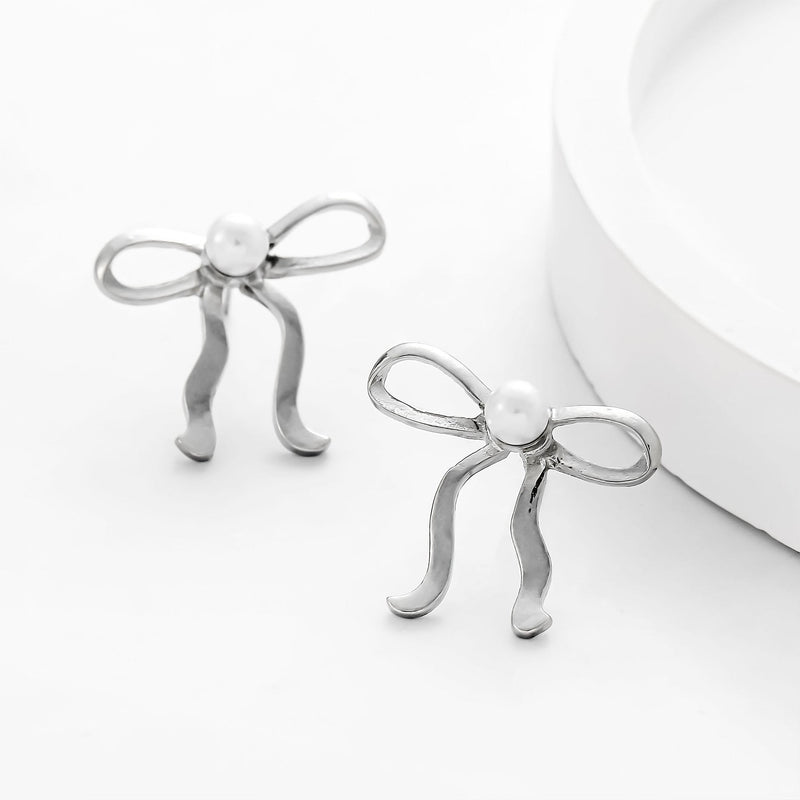 Delicate Artisan Pearl Earring