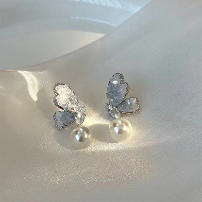 Romantic Pearl Earring for Special Moments