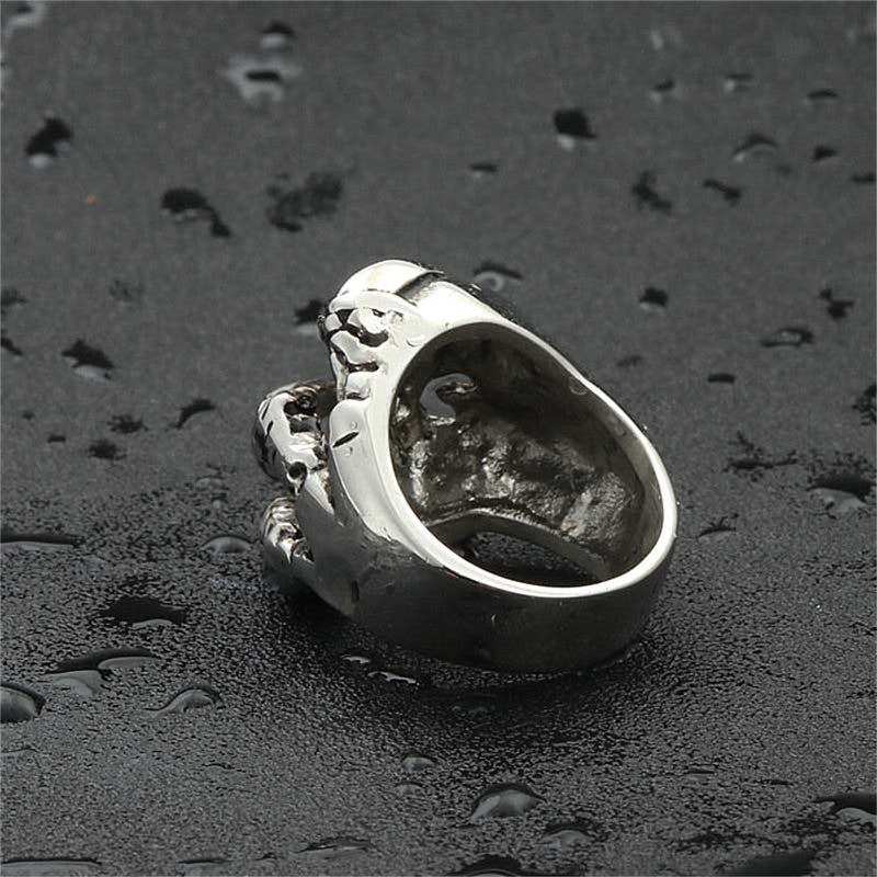Classic Ring with Timeless Appeal