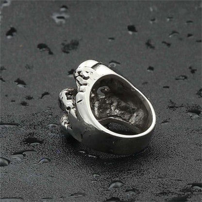 Classic Ring with Timeless Appeal