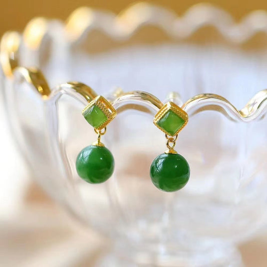 Classic Silver Earring with Timeless Appeal
