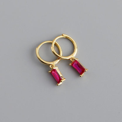 Charming Earring for Any Occasion