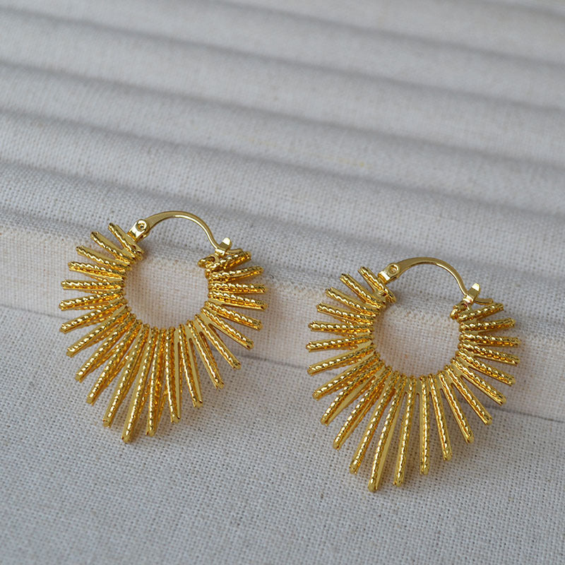 Beautiful Gold Earring with Unique Style