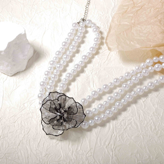 Stunning Pearl Necklace for Daily Wear