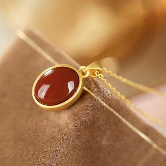 Beautiful Gold Necklace with Unique Style