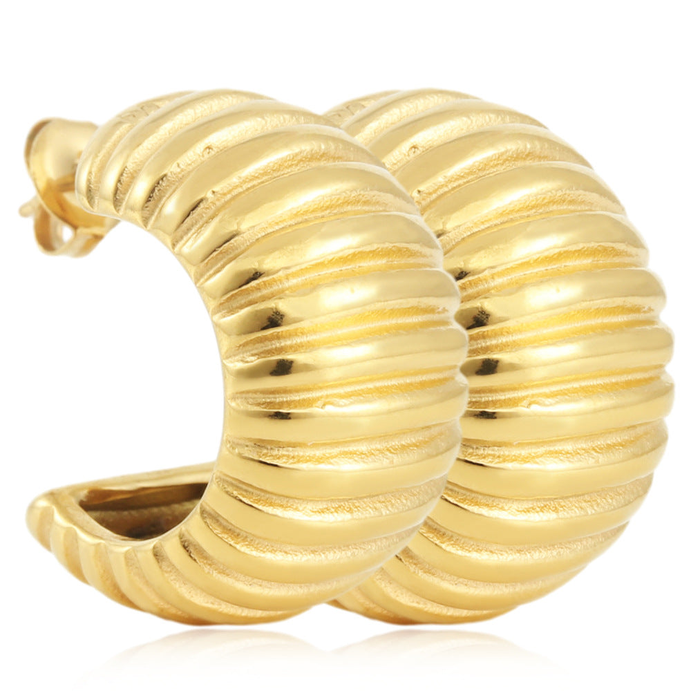 Stunning Gold Earring for Daily Wear