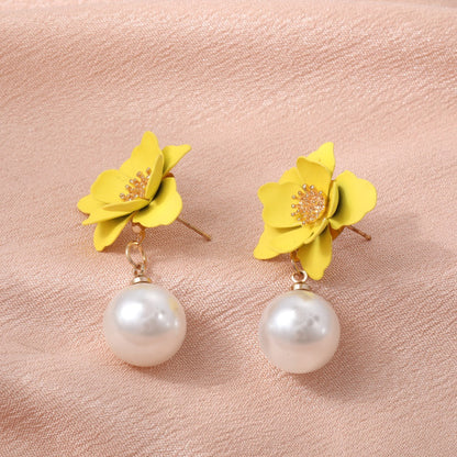 Charming Pearl Earring for Any Occasion
