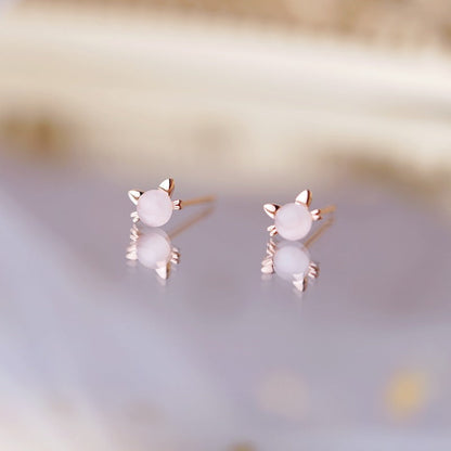 Beautiful Pearl Earring with Unique Style