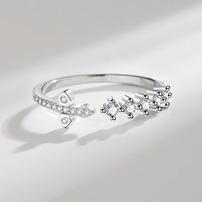 Romantic Gold Ring for Special Moments