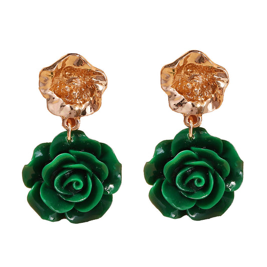Charming Earring for Any Occasion